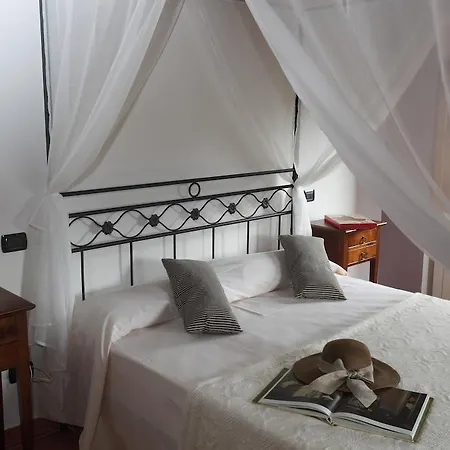 Antico Borgo De' Frati Apartment San Gimignano Room photo
